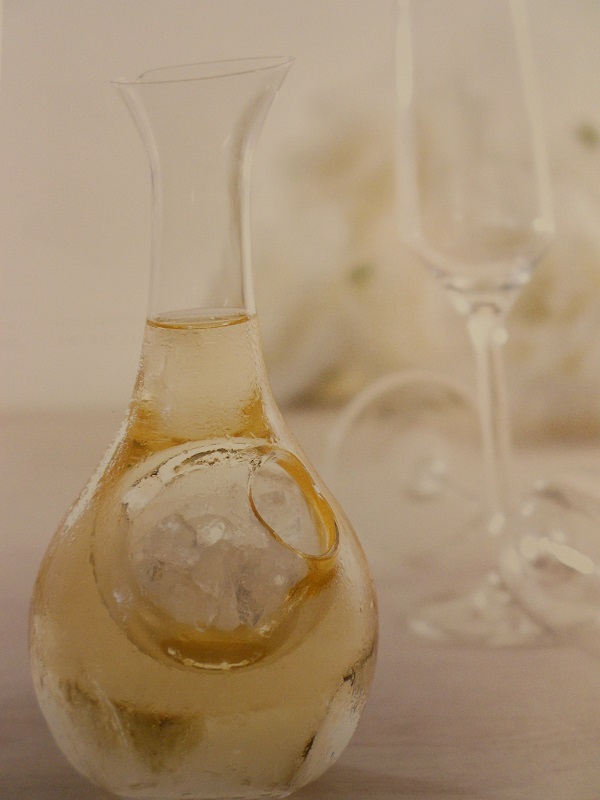 AA2921-decanter.jpg